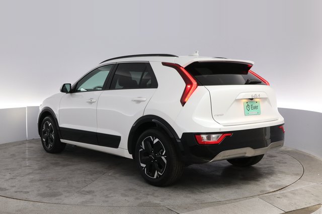 2023 Kia Niro EV — photo 13 of 21