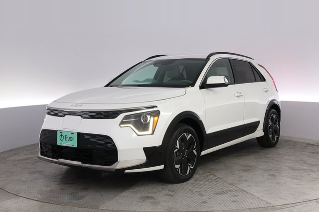 2023 Kia Niro EV — VIN KNDCR3L11P5018058