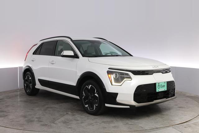 2023 Kia Niro EV — photo 10 of 21
