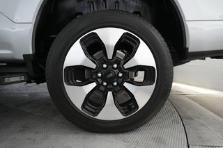 2023 Ford F-150 Lightning — photo 7 of 17