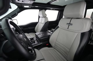 2023 Ford F-150 Lightning — photo 3 of 17