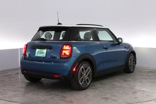 2023 MINI Cooper SE — photo 2 of 21