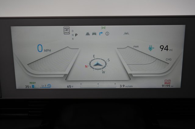 2024 Hyundai IONIQ 5 — photo 5 of 21