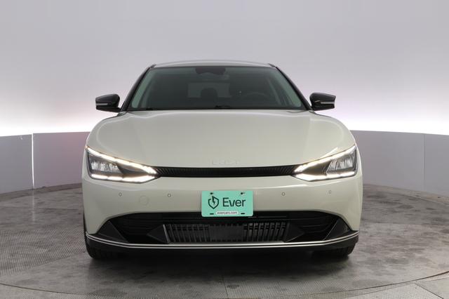 2024 Kia EV6 — photo 9 of 21