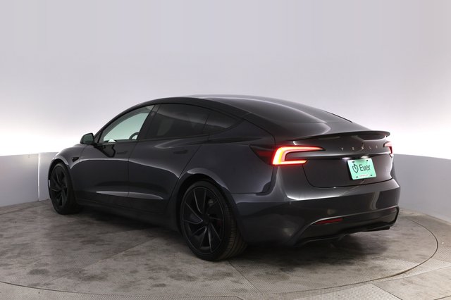 2025 Tesla Model 3 — photo 13 of 20