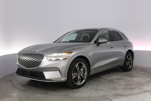 2023 Genesis Electrified GV70 — VIN 5NMMCET12PH000716
