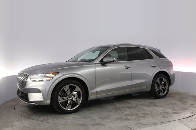 2023 Genesis Electrified GV70 — photo 14 of 21