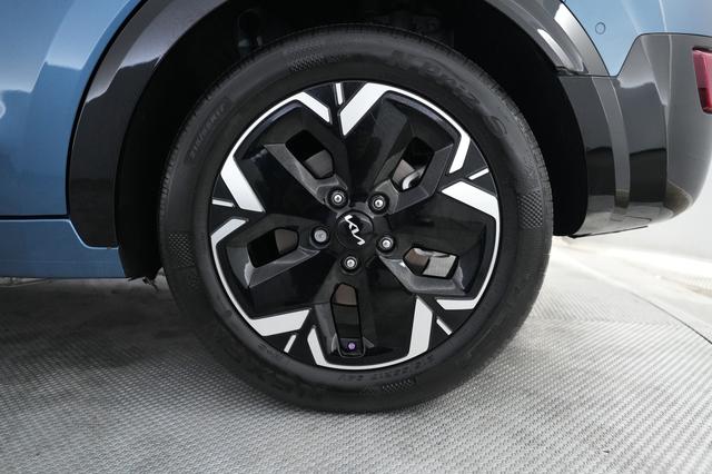 2023 Kia Niro EV — photo 7 of 21