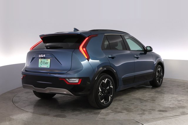 2023 Kia Niro EV — photo 2 of 21