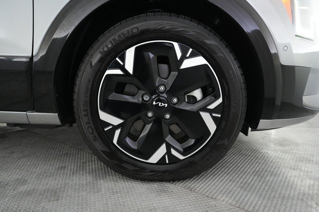 2023 Kia Niro EV — photo 16 of 21