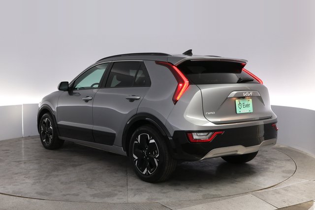 2023 Kia Niro EV — photo 13 of 21