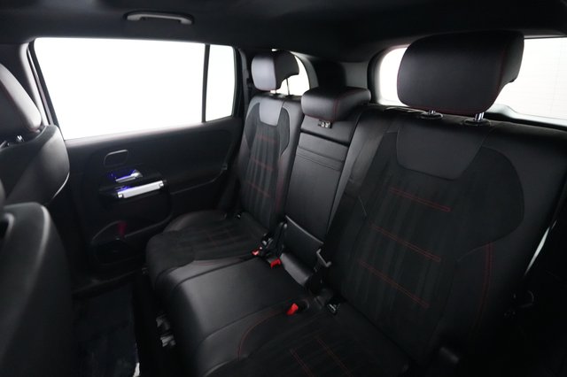 2023 Mercedes-Benz EQB — photo 19 of 24