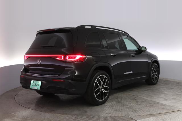 2023 Mercedes-Benz EQB — photo 2 of 24