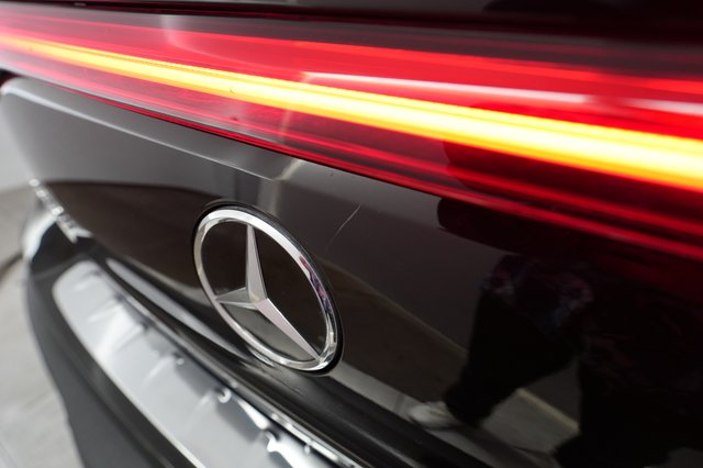 2023 Mercedes-Benz EQB — photo 21 of 24