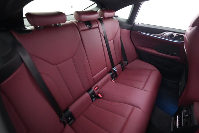 2023 BMW i4 — photo 4 of 20