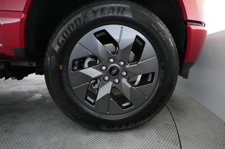 2024 Ford F-150 Lightning — photo 10 of 15