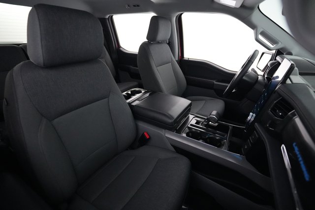 2024 Ford F-150 Lightning — photo 12 of 15