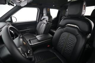 2024 Rivian R1T — photo 3 of 20