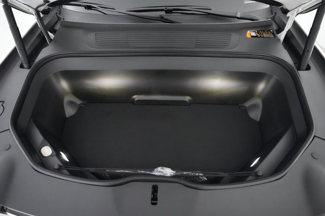 2024 Rivian R1T — photo 19 of 20