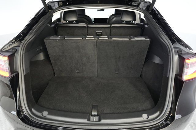 2024 Tesla Model Y — photo 6 of 26