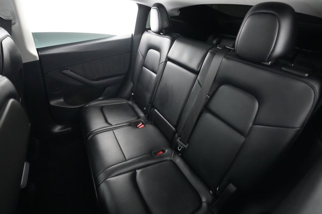 2024 Tesla Model Y — photo 19 of 26