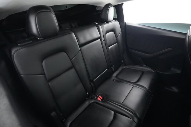 2024 Tesla Model Y — photo 4 of 26