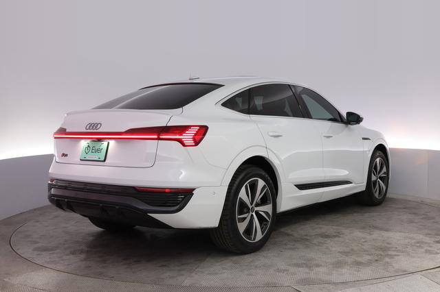 2024 Audi Q8 e-tron — photo 2 of 22