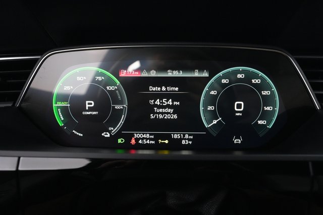 2024 Audi Q8 e-tron — photo 5 of 22