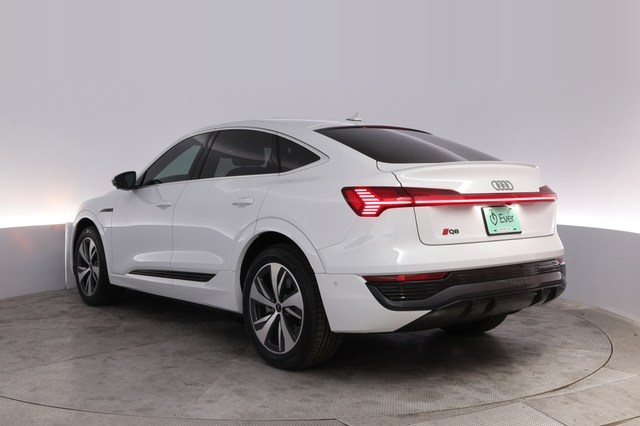 2024 Audi Q8 e-tron