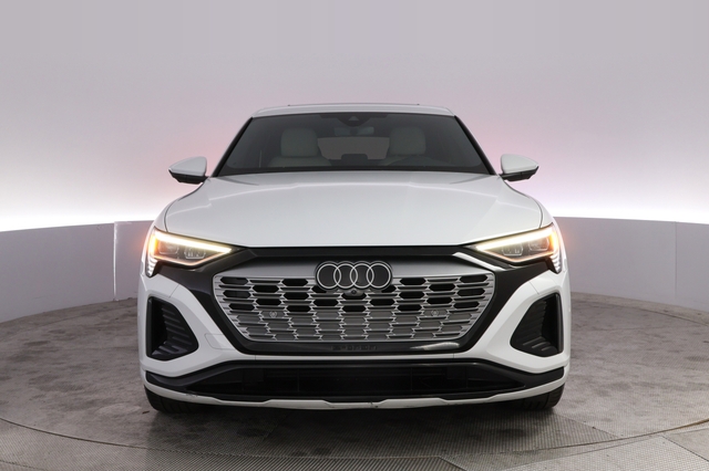 2024 Audi Q8 e-tron