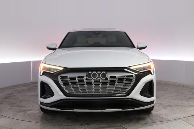 2024 Audi Q8 e-tron — photo 9 of 22