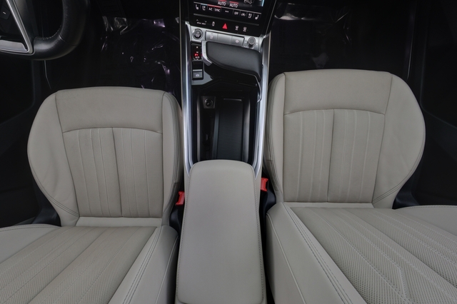 2024 Audi Q8 e-tron