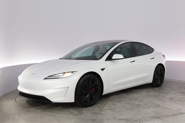 2025 Tesla Model 3 — VIN 5YJ3E1ET3SF935010