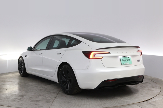 2025 Tesla Model 3