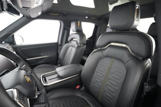 2025 Rivian R1T — photo 3 of 25
