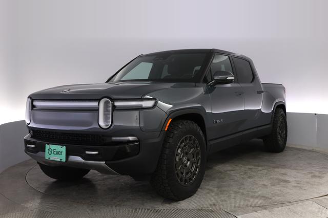 2025 Rivian R1T — VIN 7FCTGBAA2SN042374