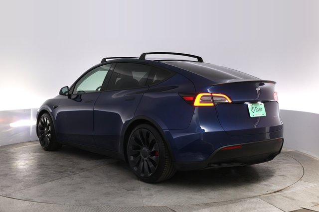 2020 Tesla Model Y — photo 13 of 28