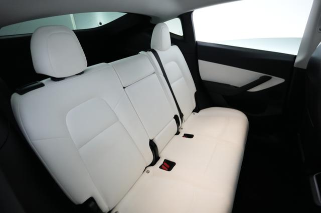 2020 Tesla Model Y — photo 4 of 28
