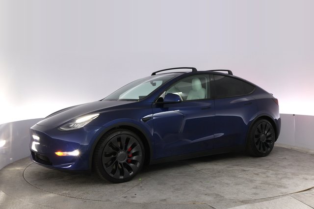 2020 Tesla Model Y — photo 14 of 28