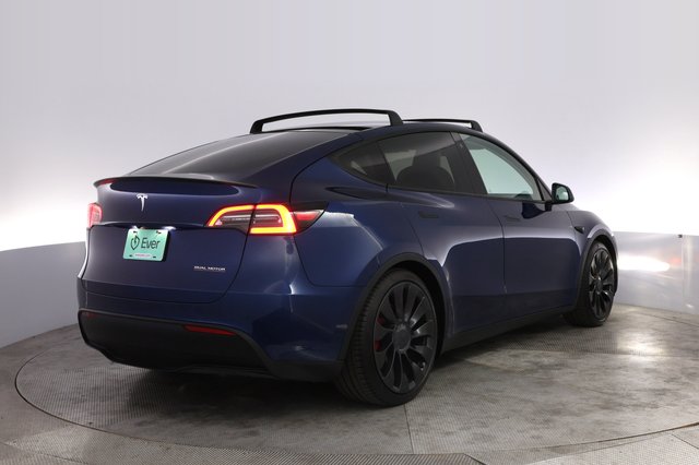 2020 Tesla Model Y — photo 2 of 28