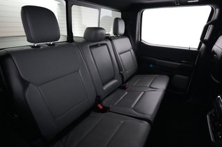 2022 Ford F-150 Lightning — photo 4 of 15