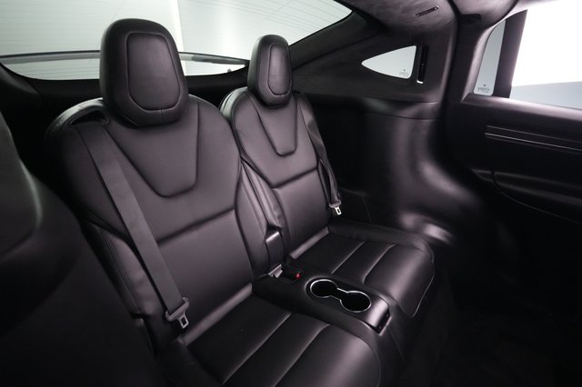 2023 Tesla Model X — photo 21 of 33