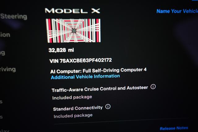 2023 Tesla Model X — photo 5 of 33