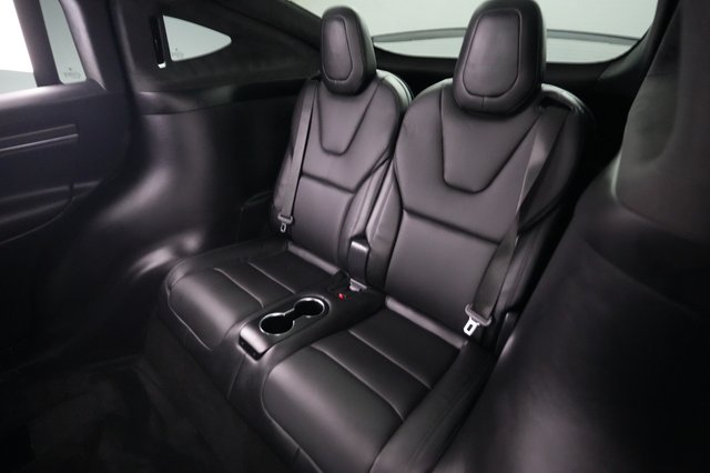 2023 Tesla Model X — photo 20 of 33