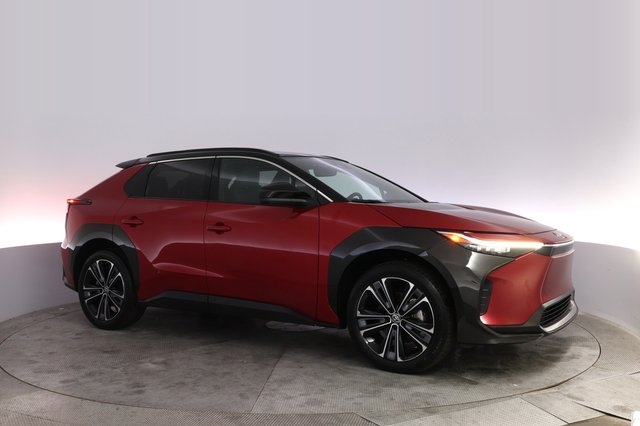 2023 Toyota bZ4X — photo 11 of 28