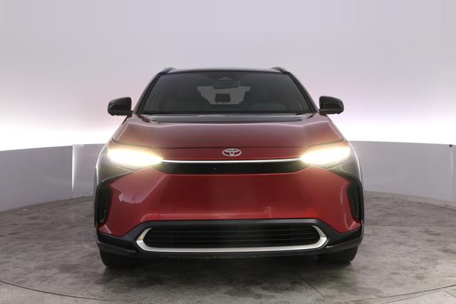 2023 Toyota bZ4X — photo 9 of 28