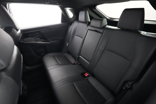 2023 Toyota bZ4X — photo 19 of 28