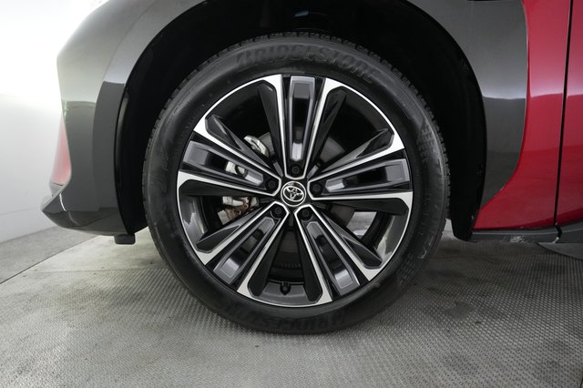 2023 Toyota bZ4X — photo 15 of 28