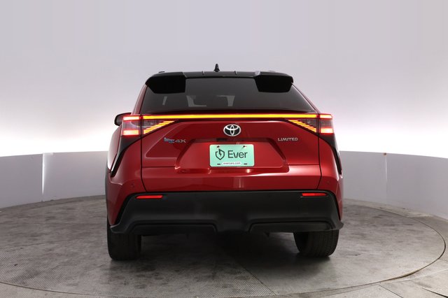 2023 Toyota bZ4X — photo 12 of 28