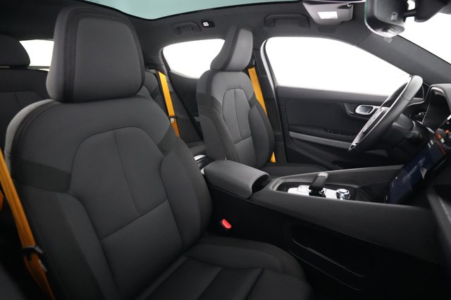 2023 Polestar 2 — photo 18 of 21